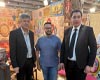 فايد وابو شامة يزورون جناح الغرفة التجارية بدمياط بمعرض تراثنا